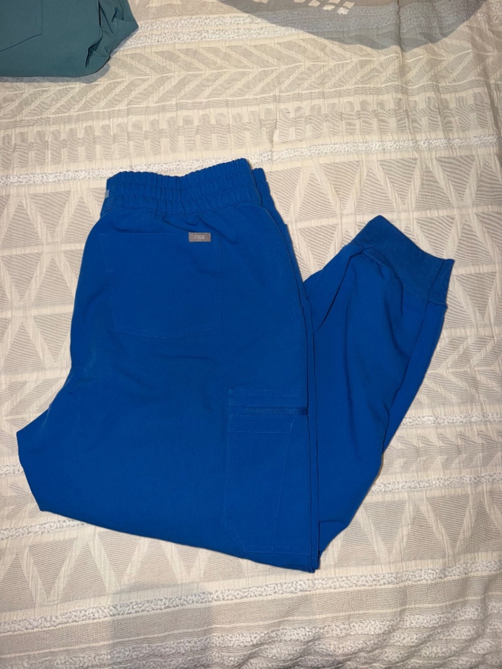FIGS Unman Relaxed jogger XL royal blue